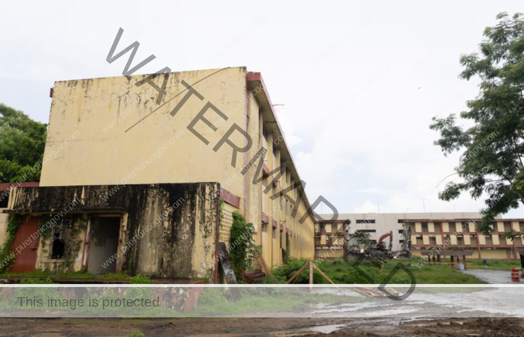 Millonaria Inversión para Rehabilitar Escuela en San Juan